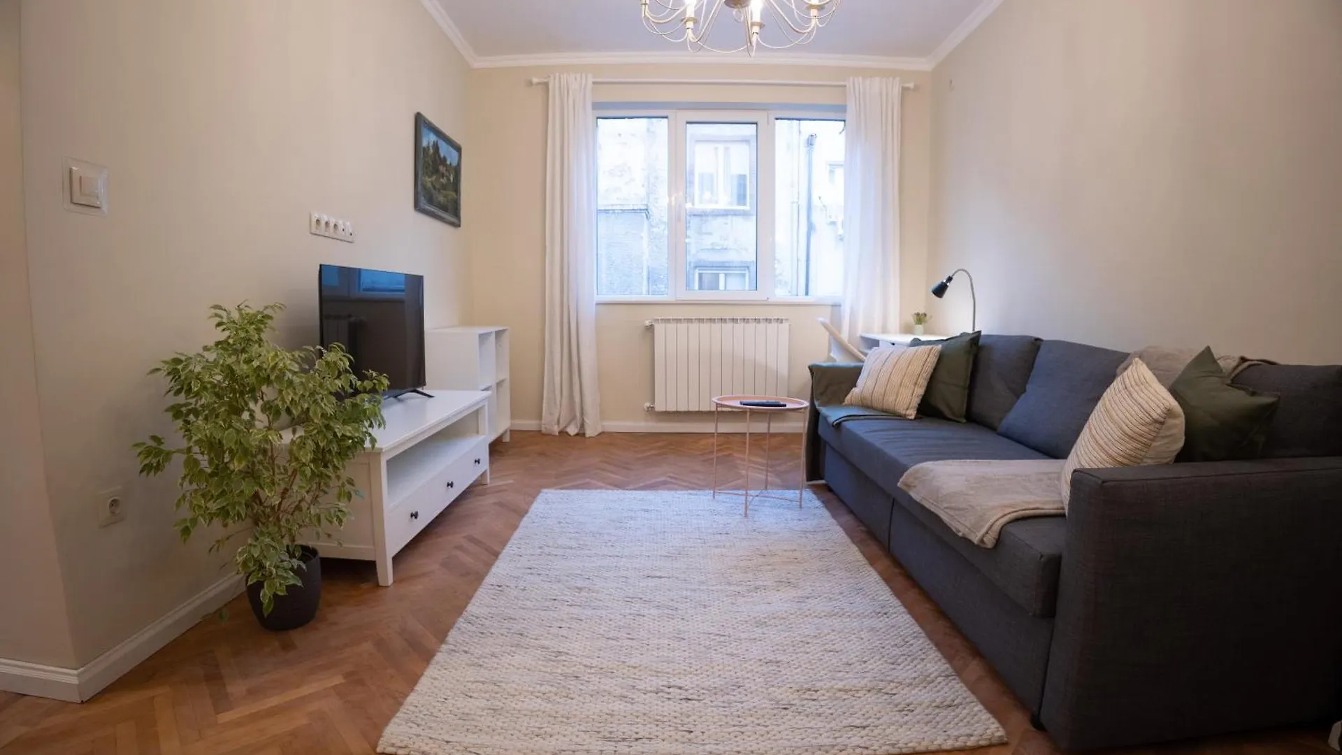 Apartment Planeta Dos Sonhos - Fast Wi-Fi, 1Bdr, Top Centre Sofia